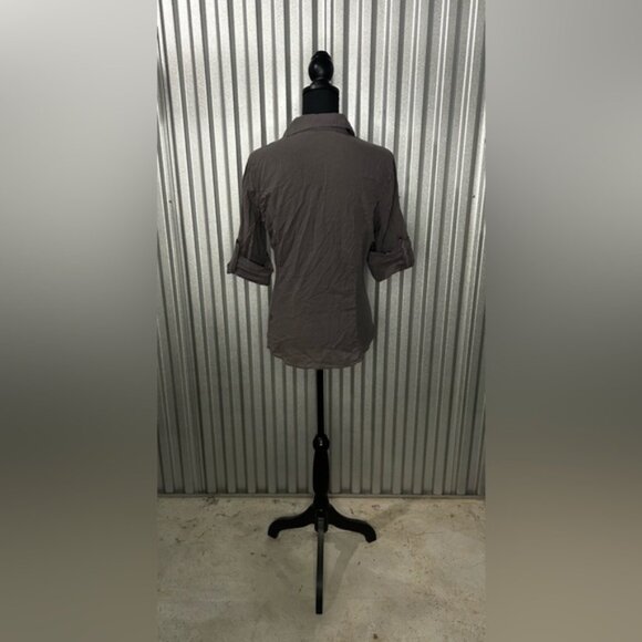 Women’s James Perse Gray 1/2 Sleeve Button Down Shirt Blouse Designer Size 4 - Picture 2 of 3